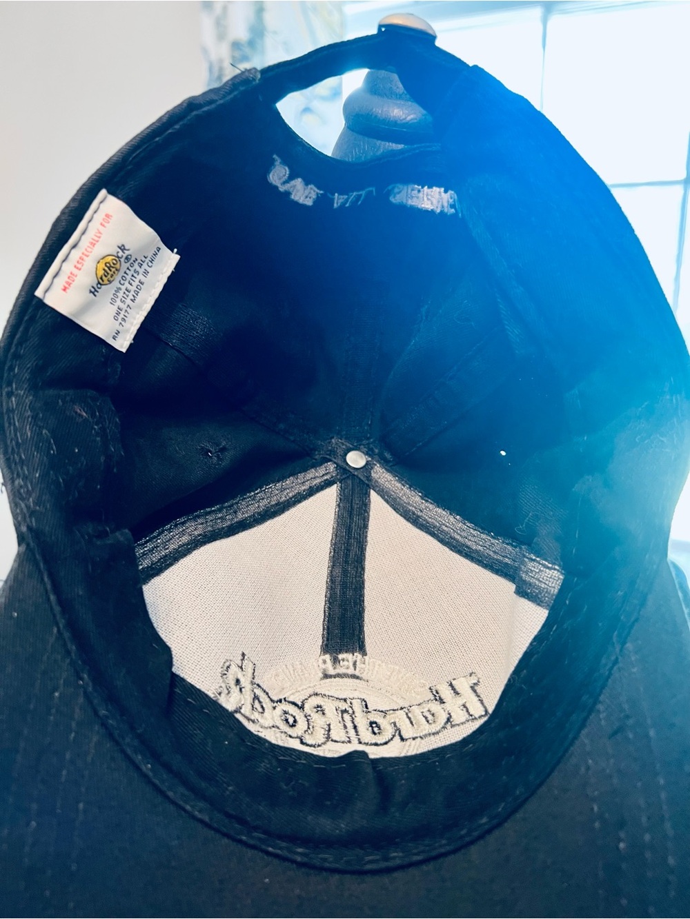 Hard Rock Cafe Black Baseball Cap with White Embroidered Logo - Chicago - Picture 6 of 7